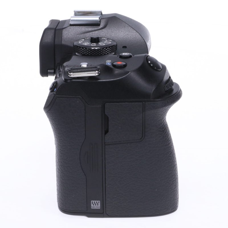 OM SYSTEM OM-1 Mark II ボディー