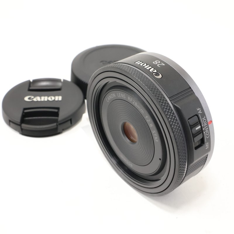RF28mm F2.8 STM