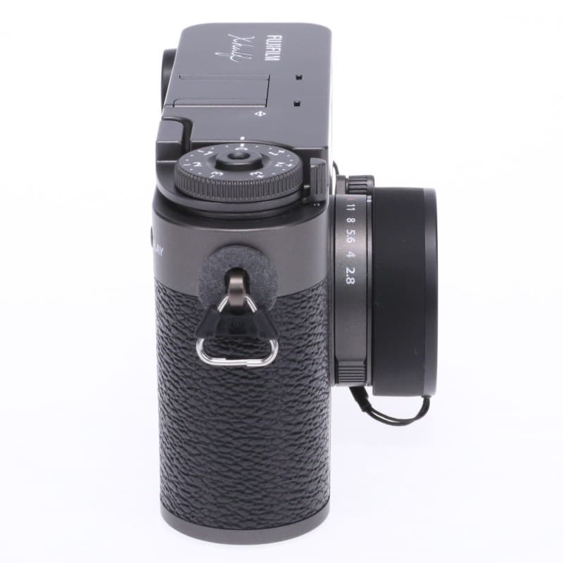 X half (FUJIFILM X-HF1) チャコールシルバー