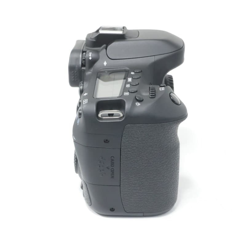 EOS 80D ボディー