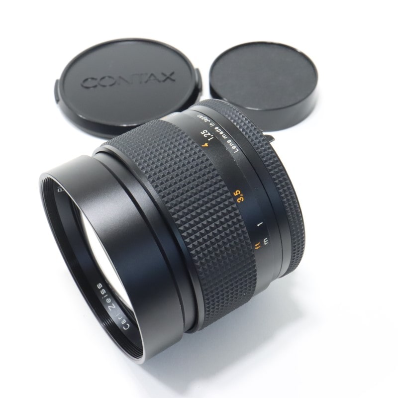 Planar T* 85mm F1.4 MM J