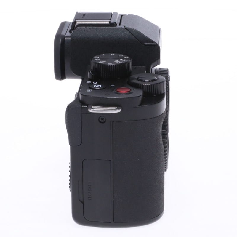 LUMIX G100D ボディ DC-G100D