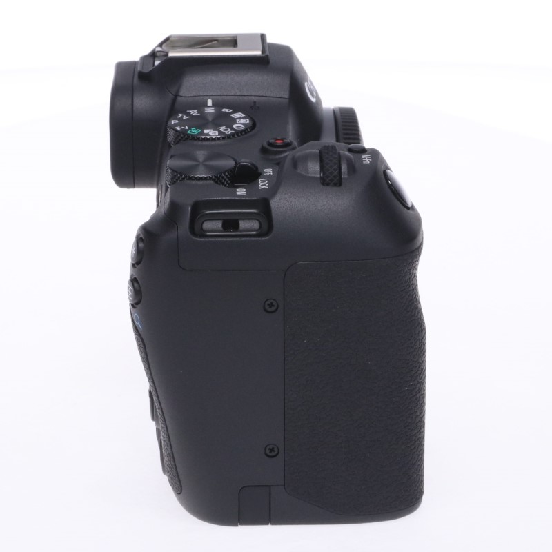 EOS R8 ボディー