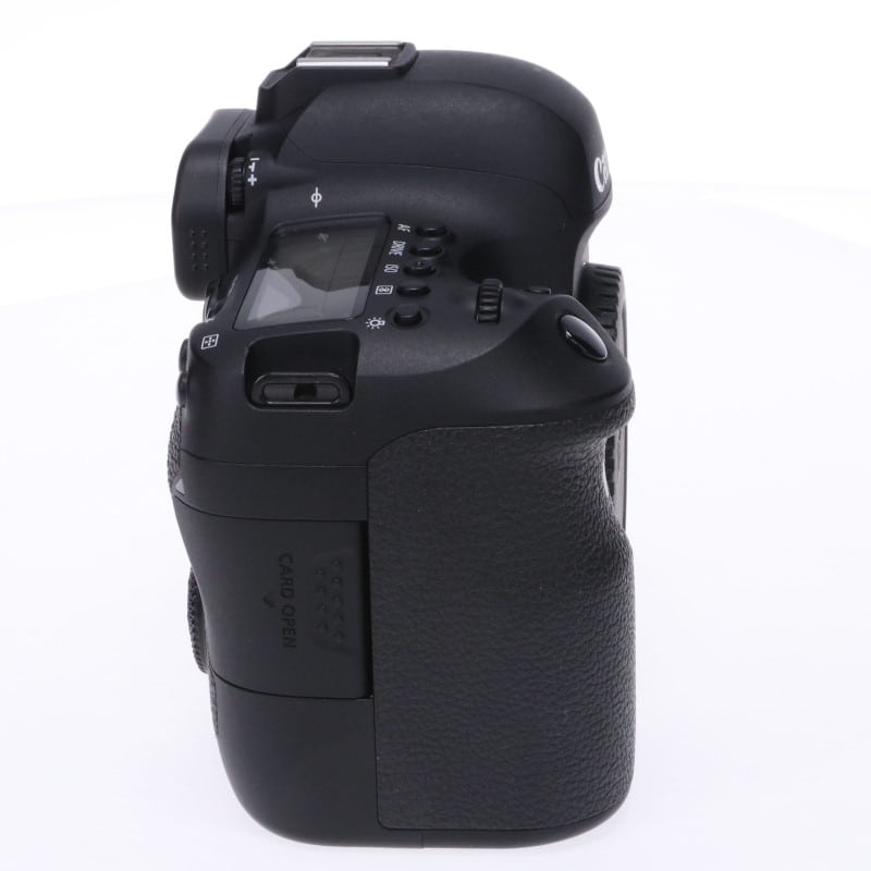 EOS 6D Mark II ボディー