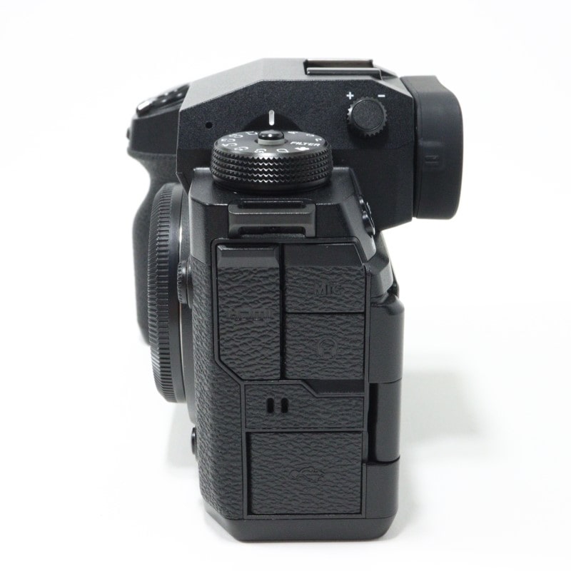 FUJIFILM X-H2S