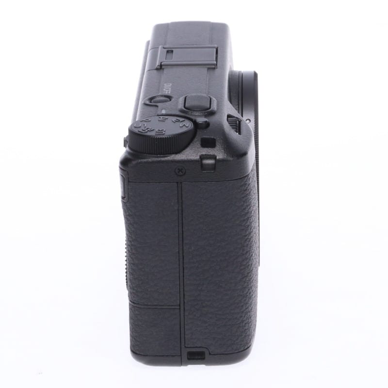 RICOH GR III