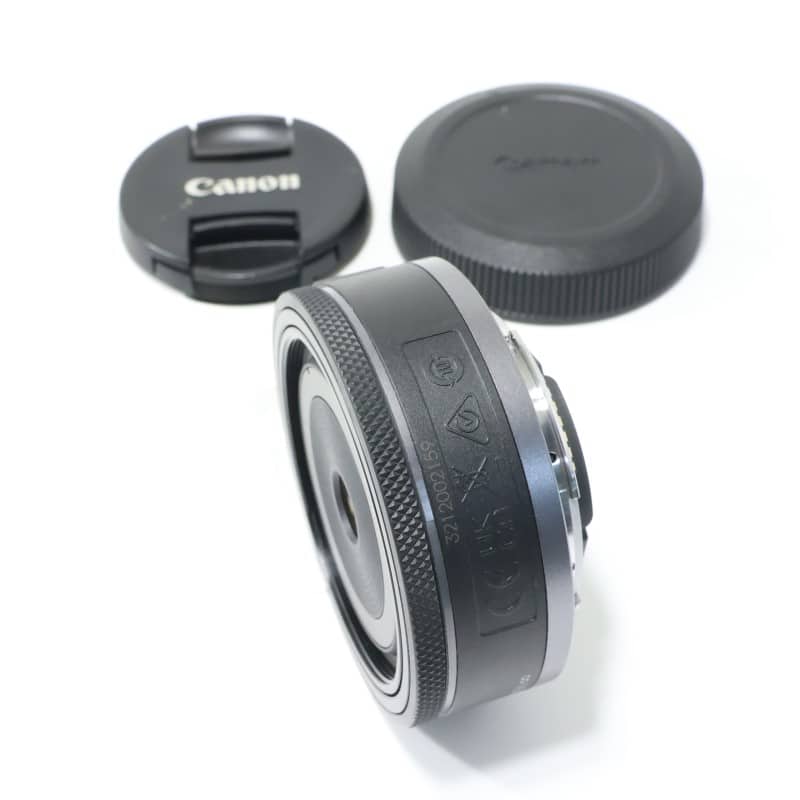 RF28mm F2.8 STM