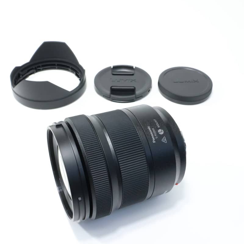 LUMIX S 20-60mm F3.5-5.6 S-R2060