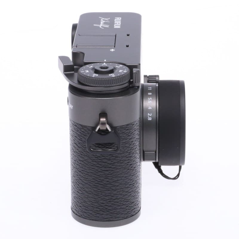 X half (FUJIFILM X-HF1) チャコールシルバー