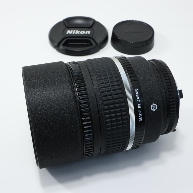 Ai AF DC-Nikkor 105mm f/2D