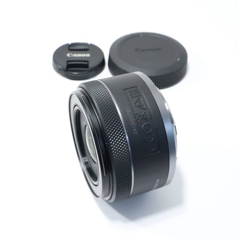 RF16mm F2.8 STM