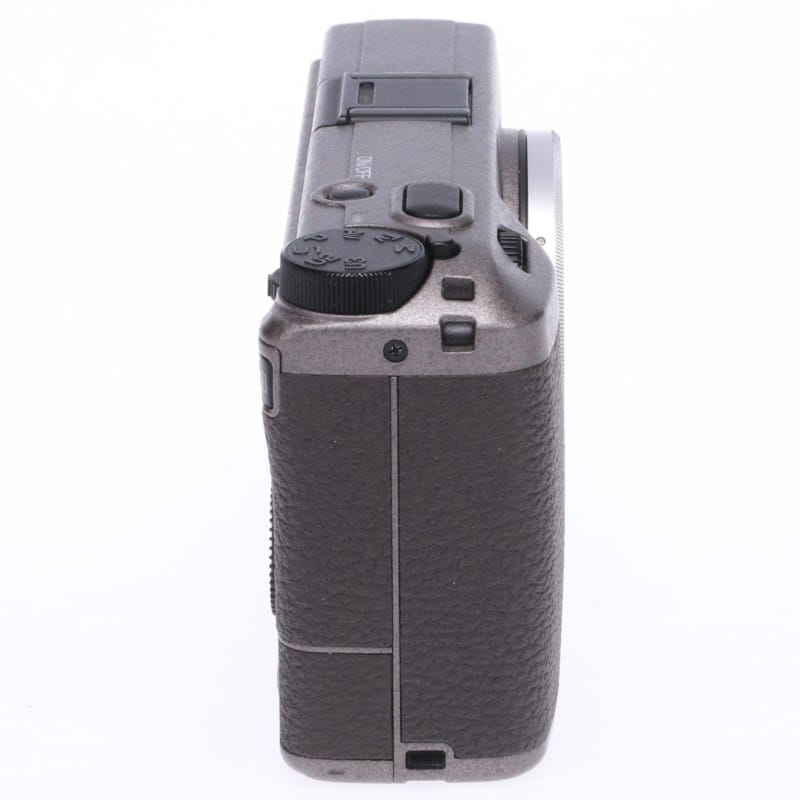 RICOH RICOH GR III Diary Edition AB-ランク 中古｜フジヤカメラ