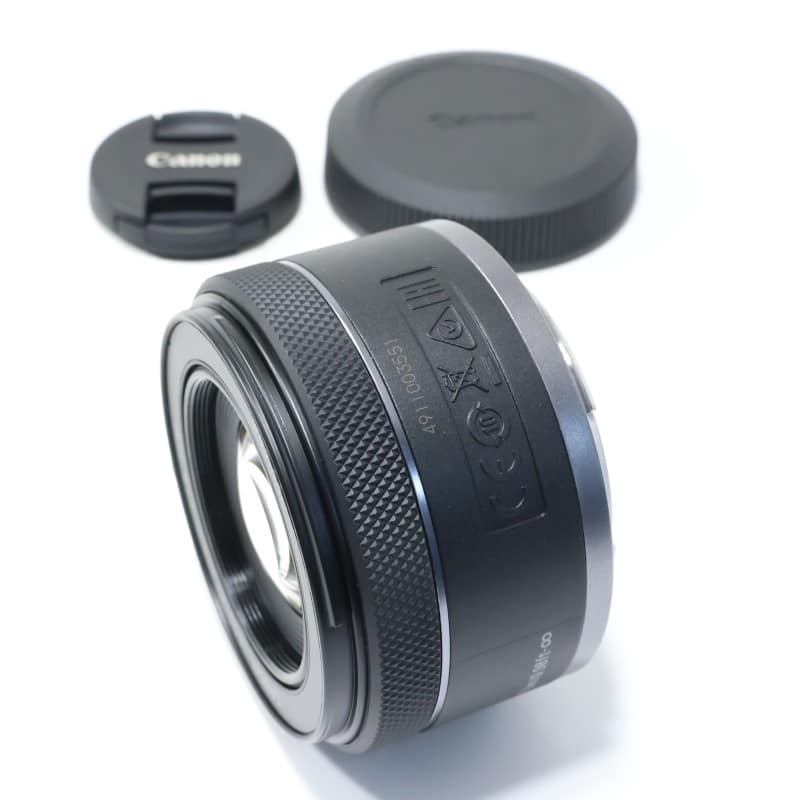 RF50mm F1.8 STM