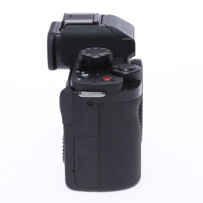 LUMIX G100D ボディ DC-G100D