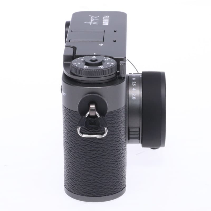 X half (FUJIFILM X-HF1) チャコールシルバー