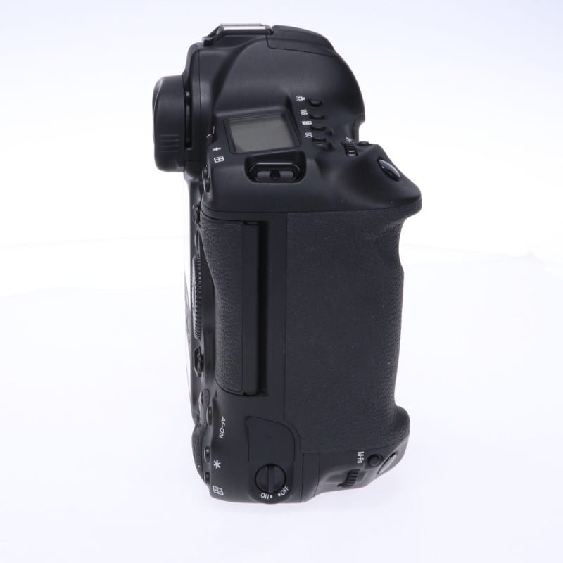 EOS-1D X Mark II ボディー