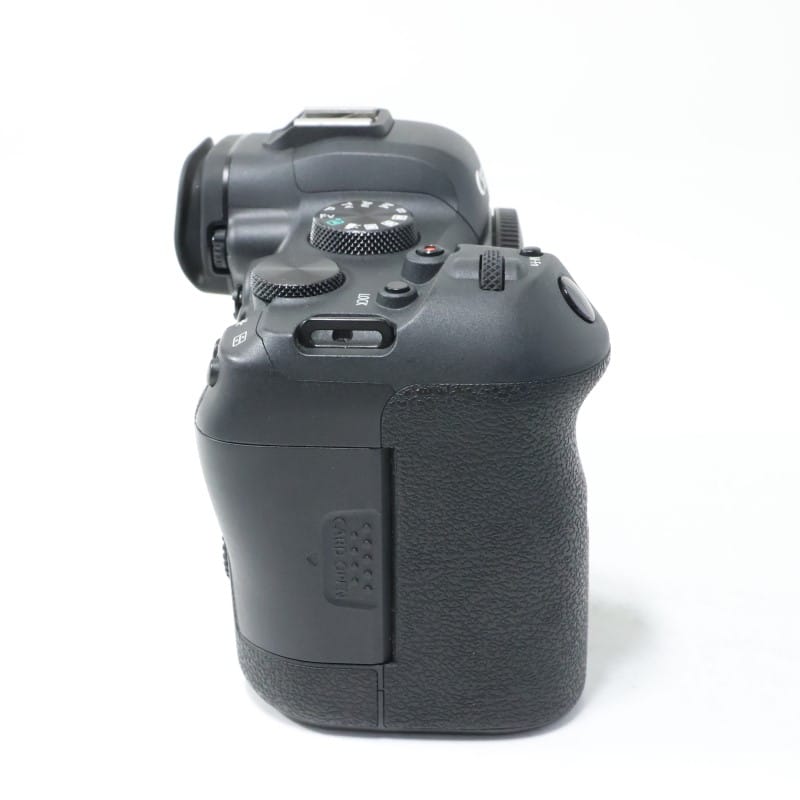EOS R6 ボディー