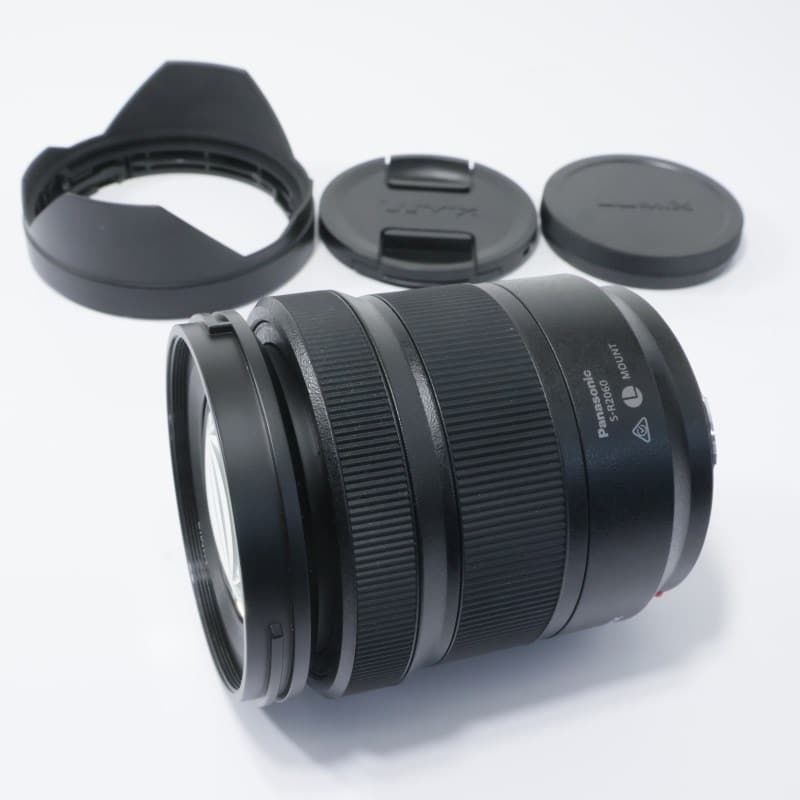 LUMIX S 20-60mm F3.5-5.6 S-R2060