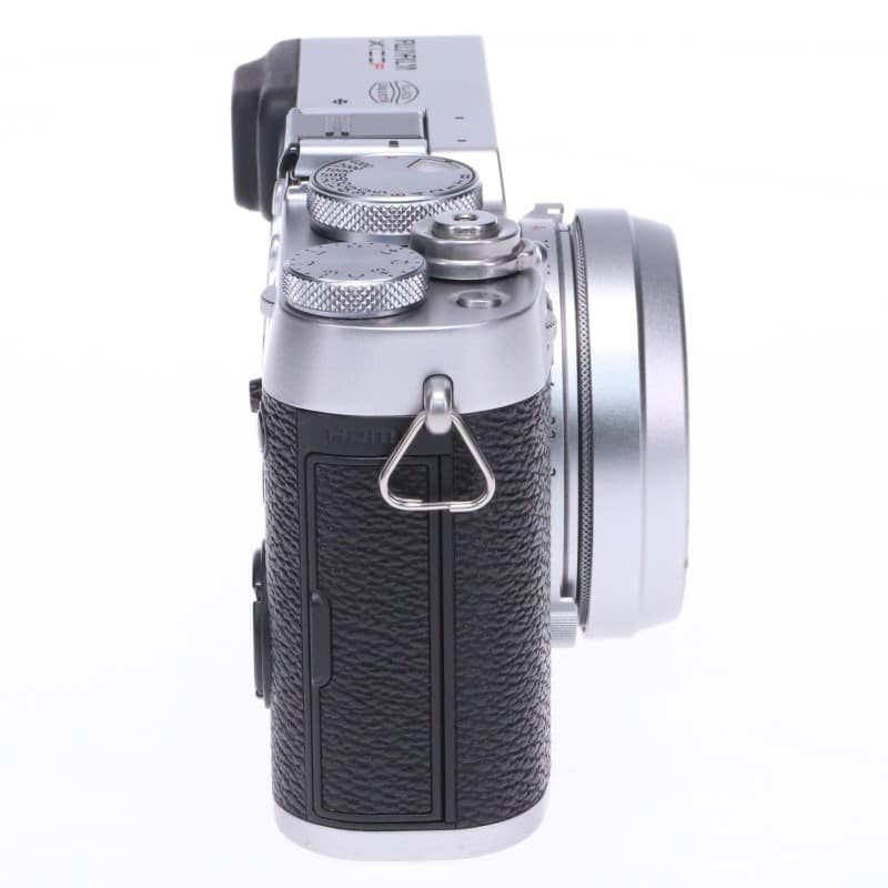 FUJIFILM X100F シルバー