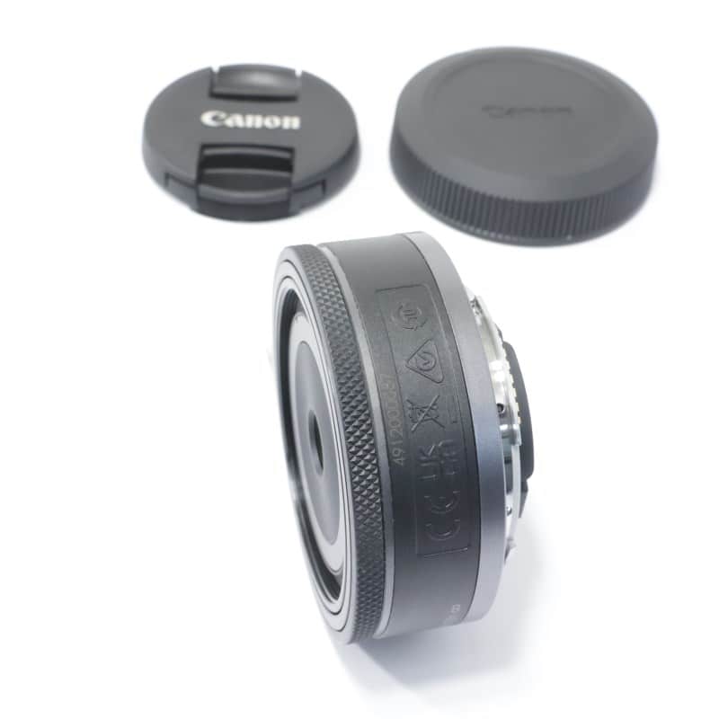 RF28mm F2.8 STM