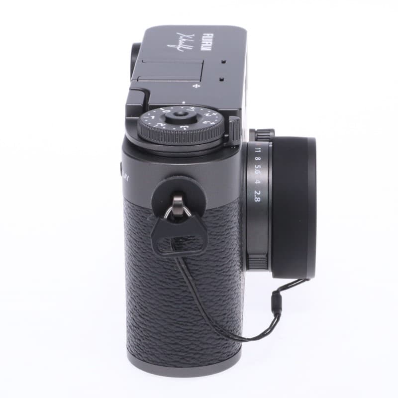 X half (FUJIFILM X-HF1) チャコールシルバー