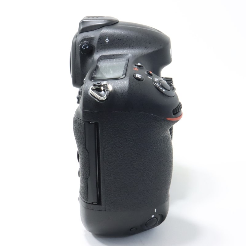 Nikon D4 中古 C2120193115218|フジヤカメラ Nikon D4 中古 C2120193115218|フジヤカメラ