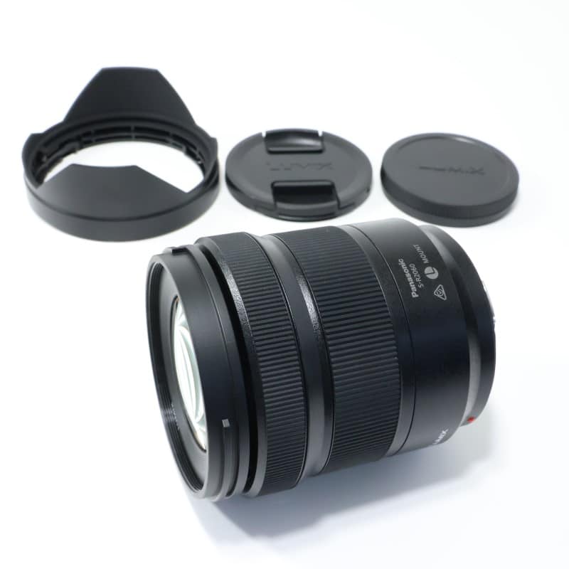 LUMIX S 20-60mm F3.5-5.6 S-R2060