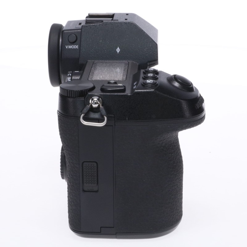LUMIX DC-S1