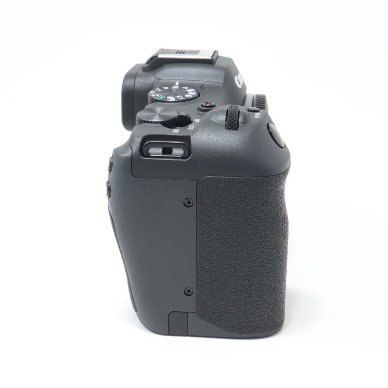 EOS R8 ボディー
