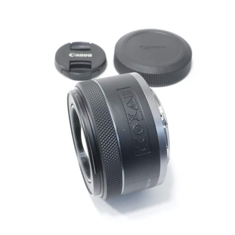 RF50mm F1.8 STM