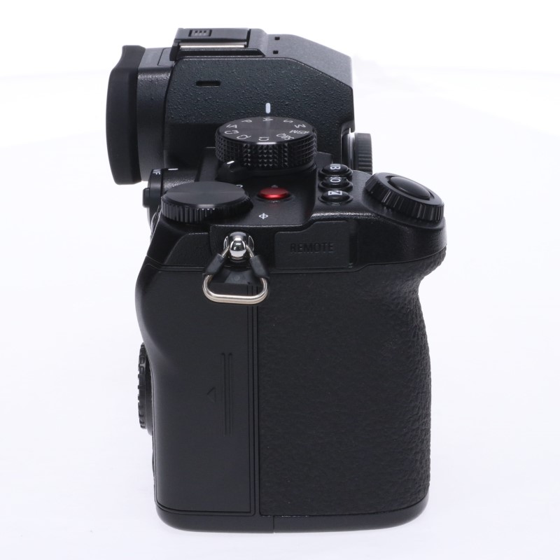 LUMIX DC-S5