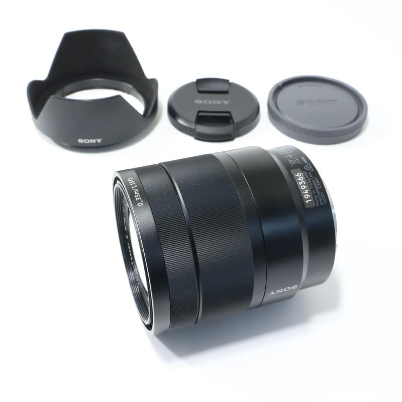 Vario-Tessar T* E 16-70mm F4 ZA OSS SEL1670Z