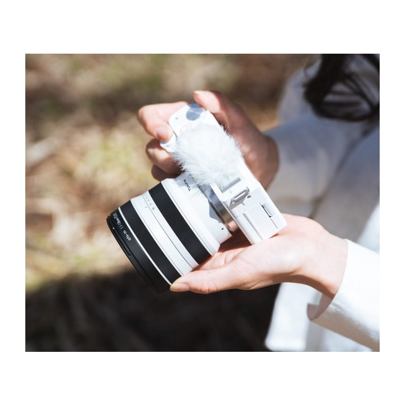 atx-m 11-18mm F2.8 E ホワイト ソニーEマウント