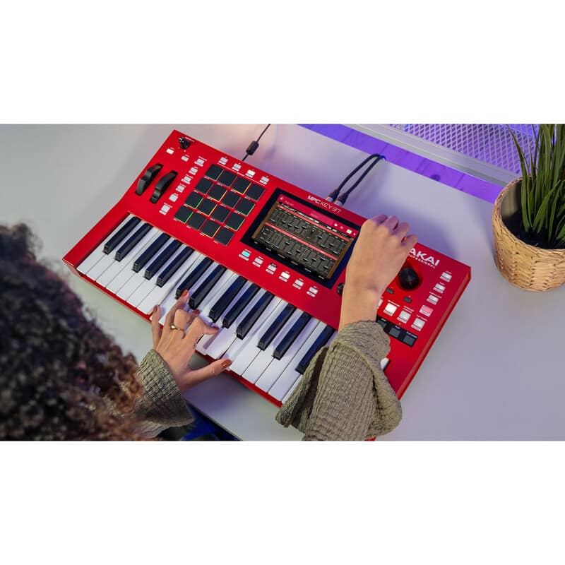 MPC KEY 37