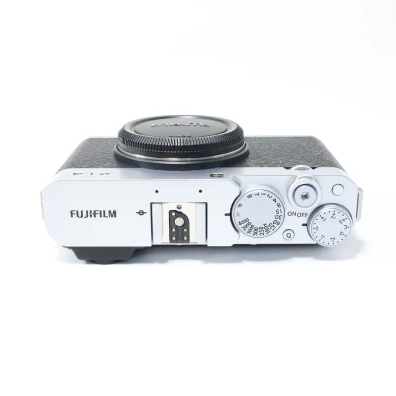 FUJIFILM X-E4 ボディ シルバー