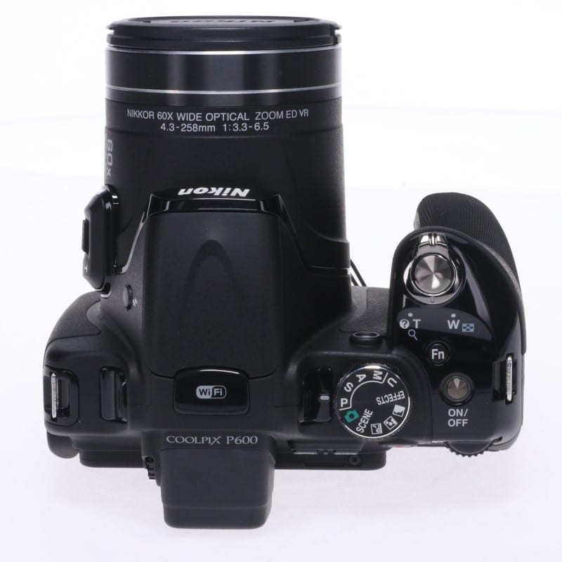 COOLPIX P600