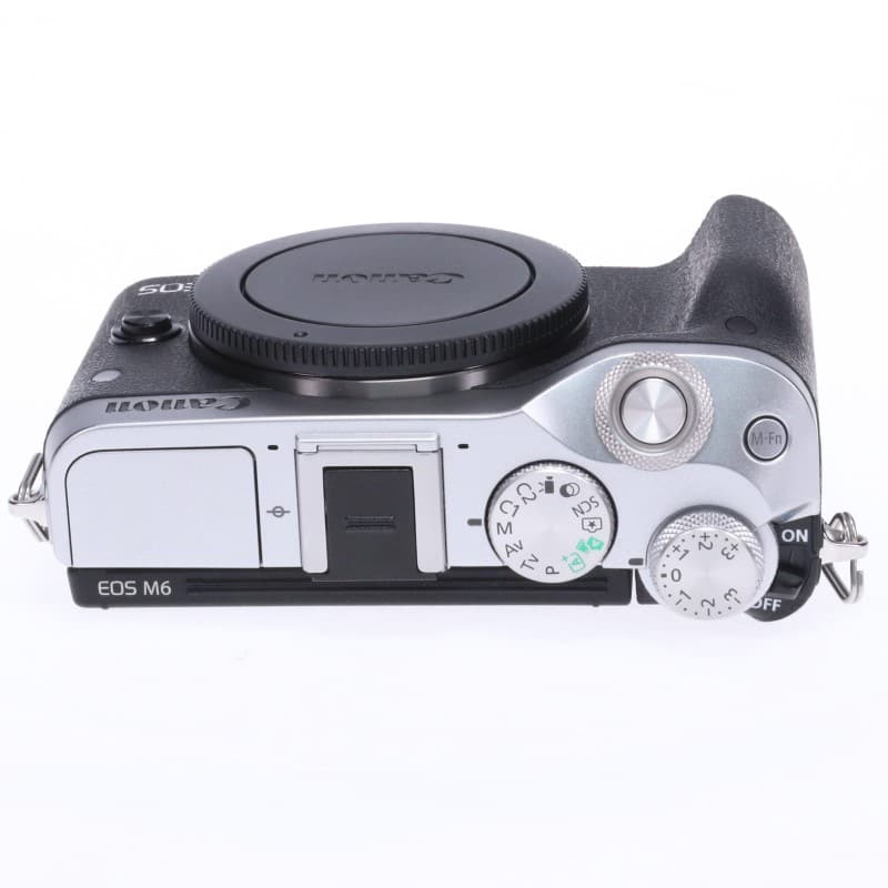 EOS M6 ボディー シルバー