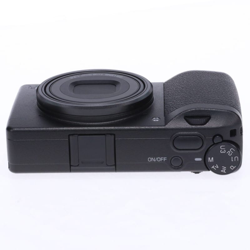 RICOH GR III