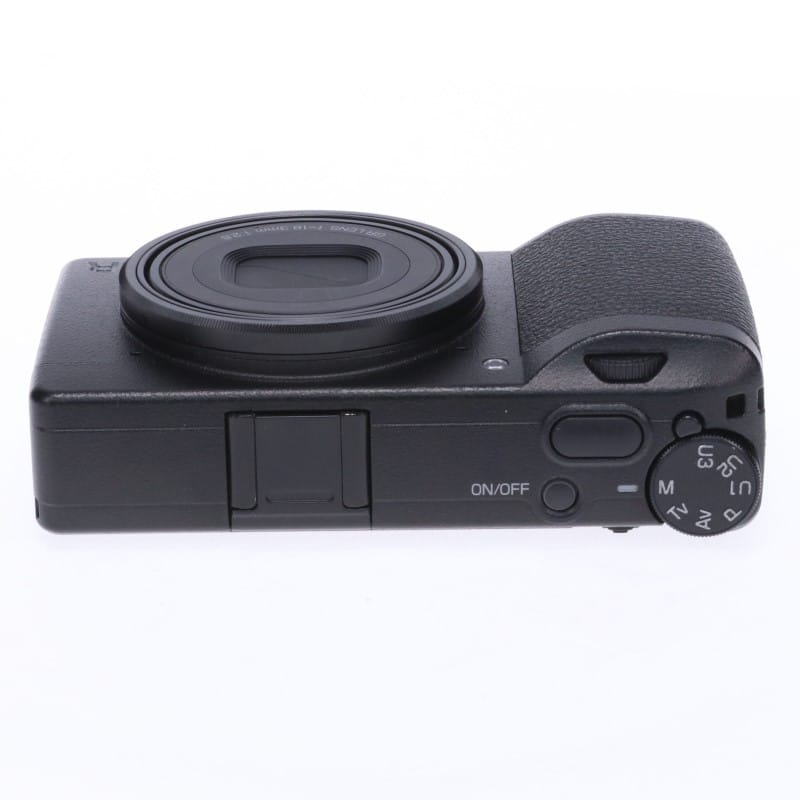 RICOH GR III