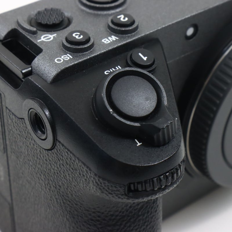 FX30 XLRハンドルユニット同梱モデル ILME-FX30