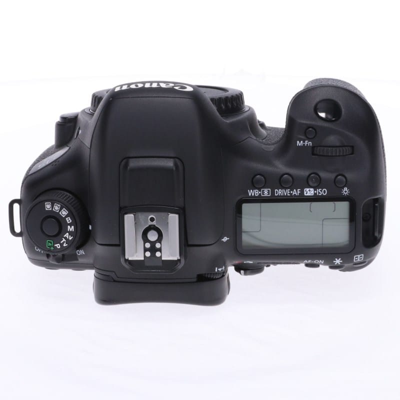 EOS 7D Mark II ボディー