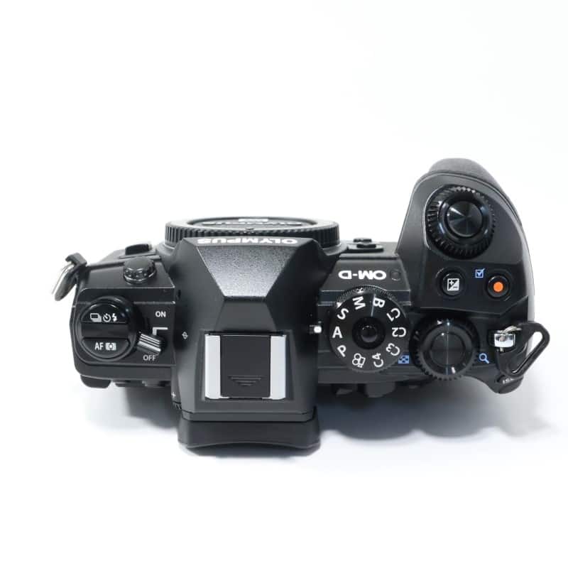 OLYMPUS OM-D E-M1 mark III 22855ショット 元箱付 OLYMPUS OM-D E-M1 Mark III 実写レビュー
