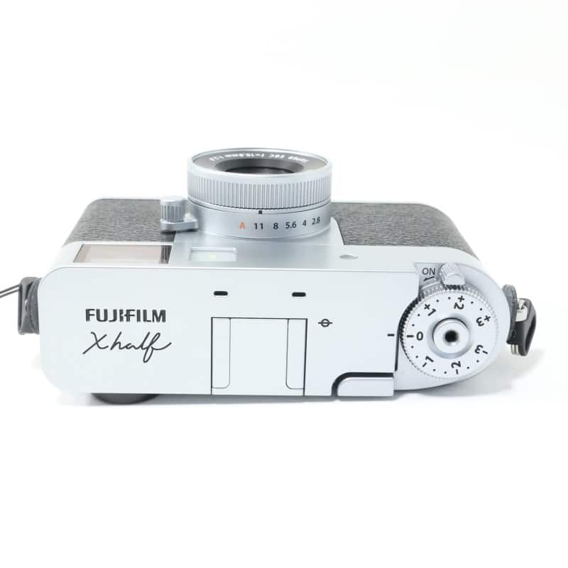 X half (FUJIFILM X-HF1) シルバー