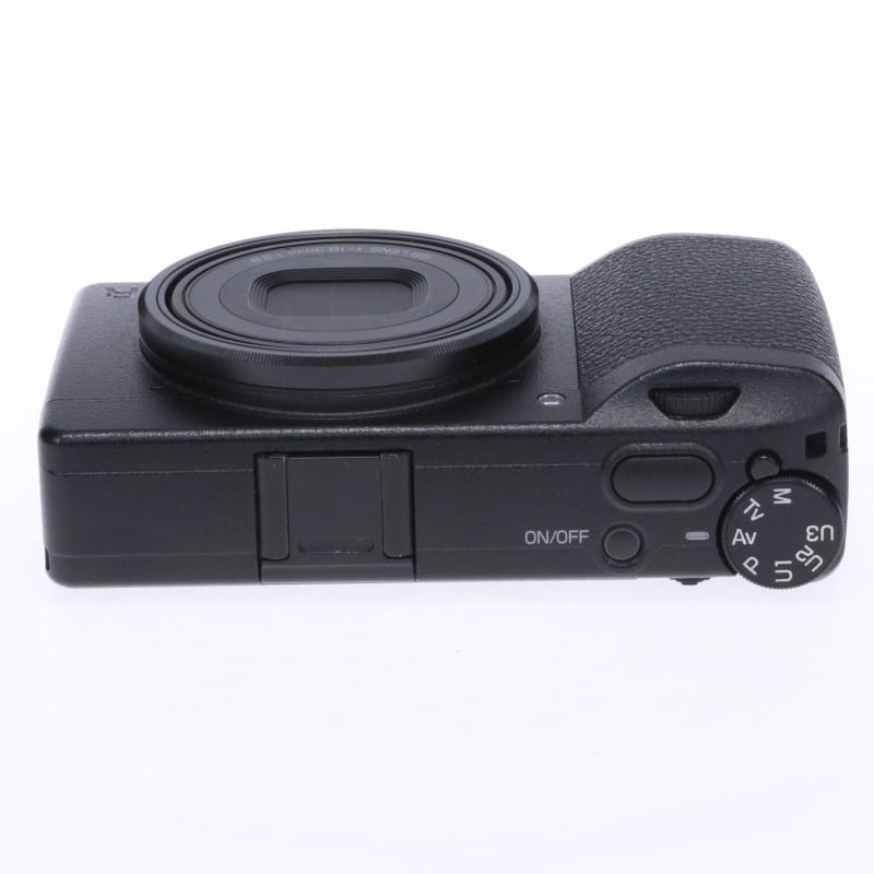 RICOH GR III