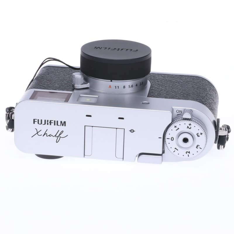 X half (FUJIFILM X-HF1) シルバー