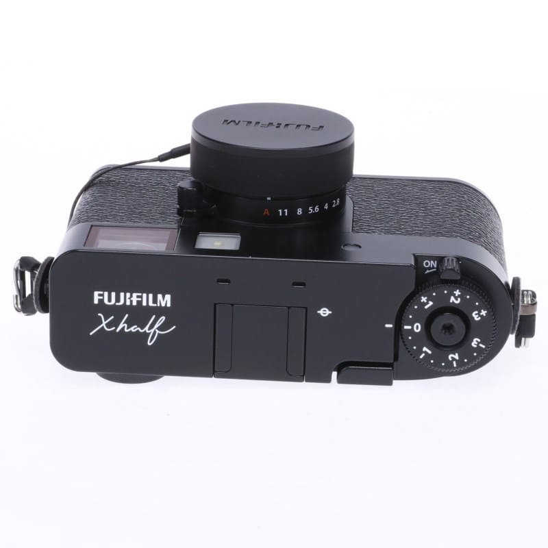 X half (FUJIFILM X-HF1) ブラック