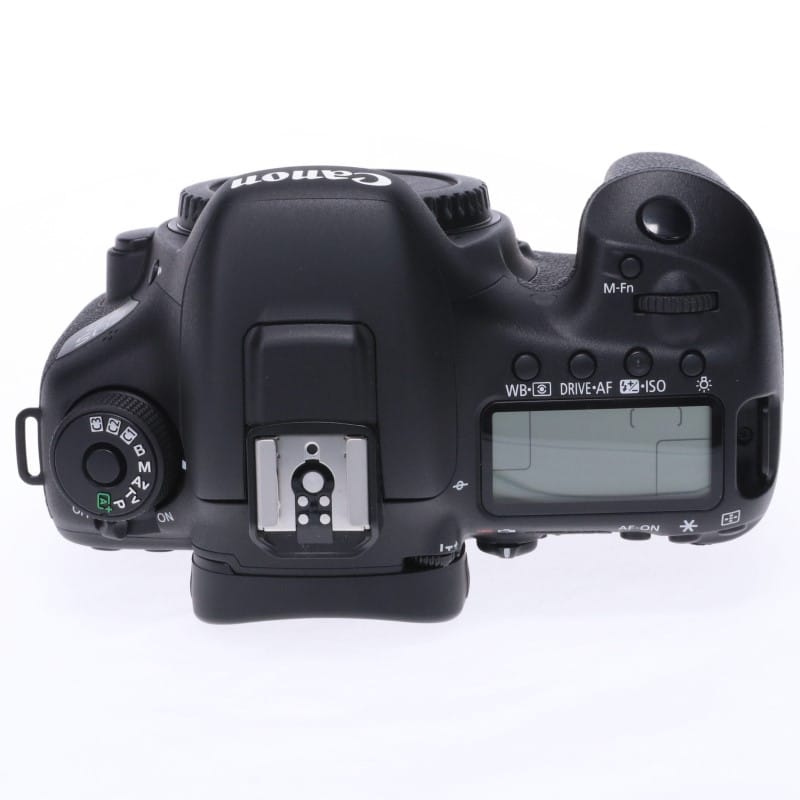 EOS 7D Mark II ボディー