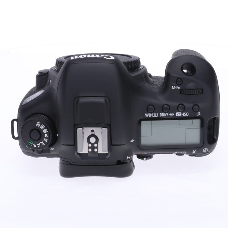 EOS 7D Mark II ボディー