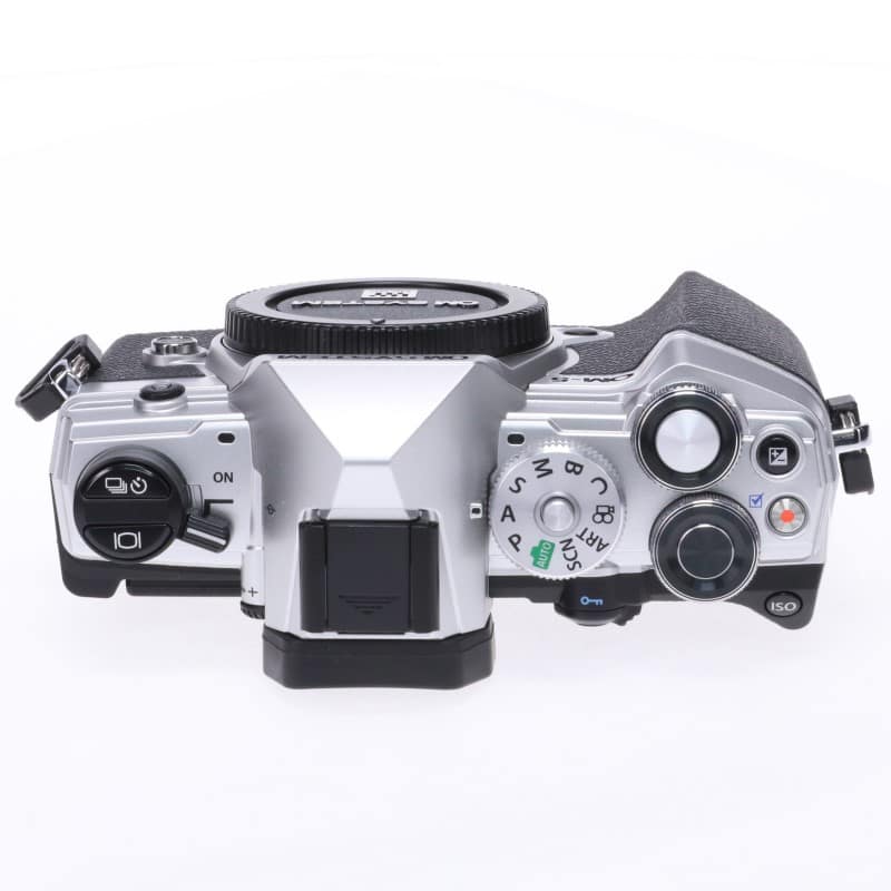 OLYMPUS／OM SYSTEM OM SYSTEM OM-5 ボディー シルバー 中古
