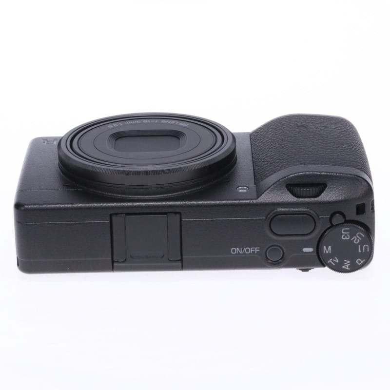 RICOH GR III